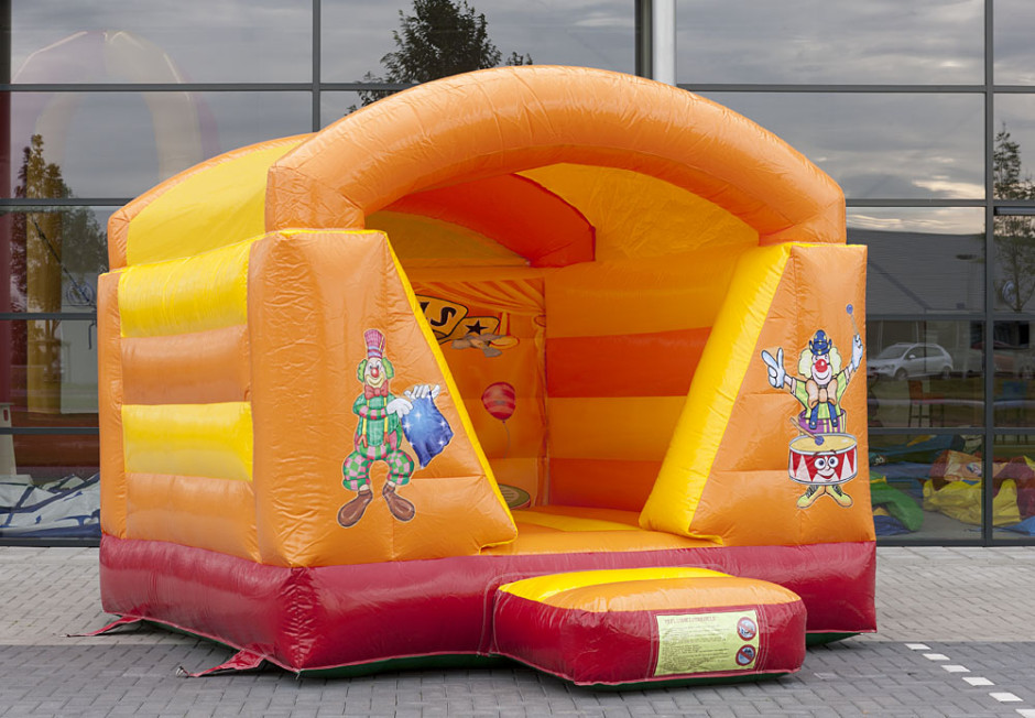 Mini springkussen circus overdekt3 940x652